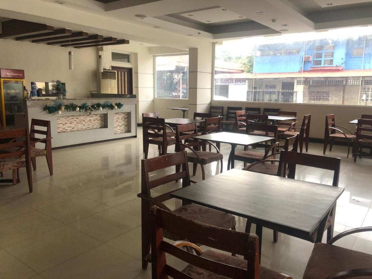 Negrense Suites Bacolod Exteriör bild